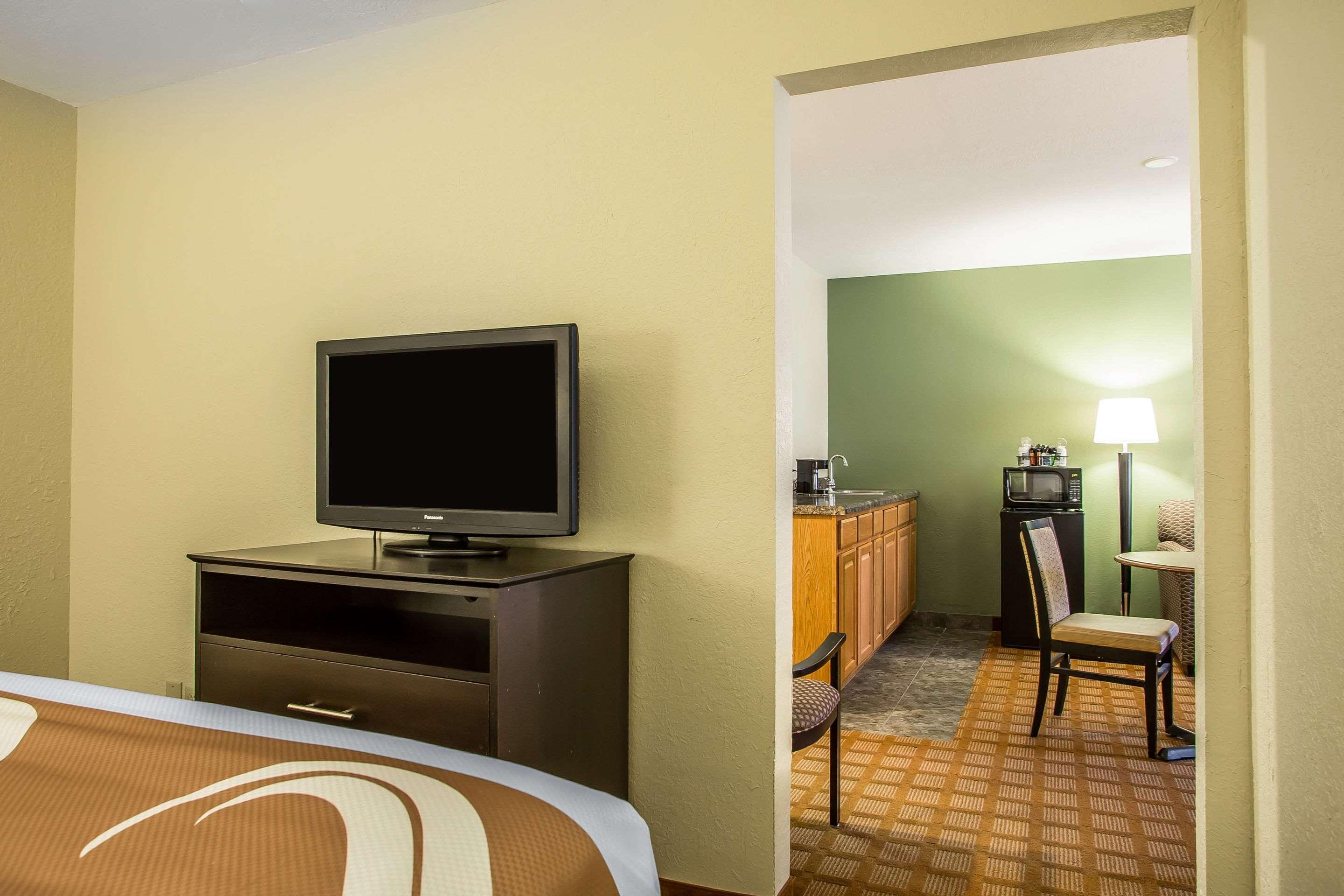 Quality Inn & Suites Marinette Luaran gambar