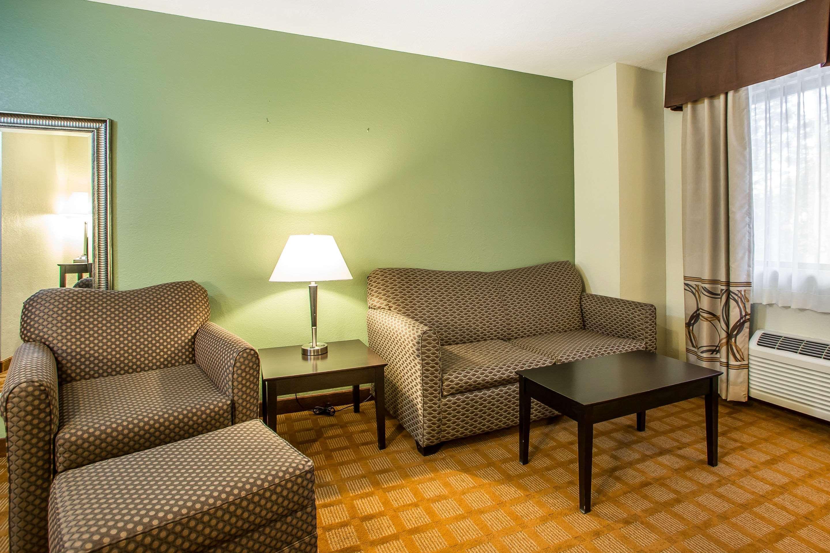 Quality Inn & Suites Marinette Luaran gambar