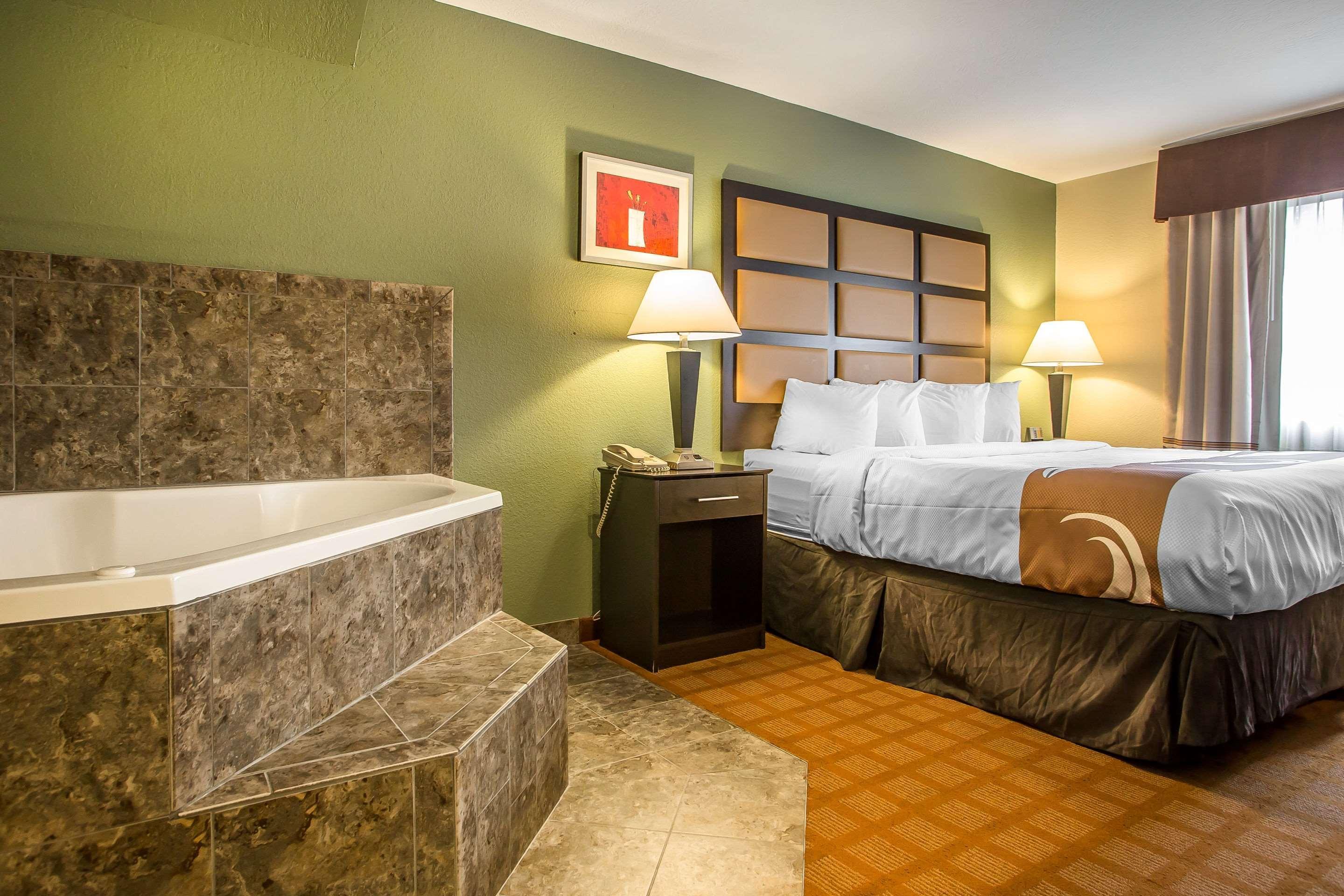 Quality Inn & Suites Marinette Luaran gambar