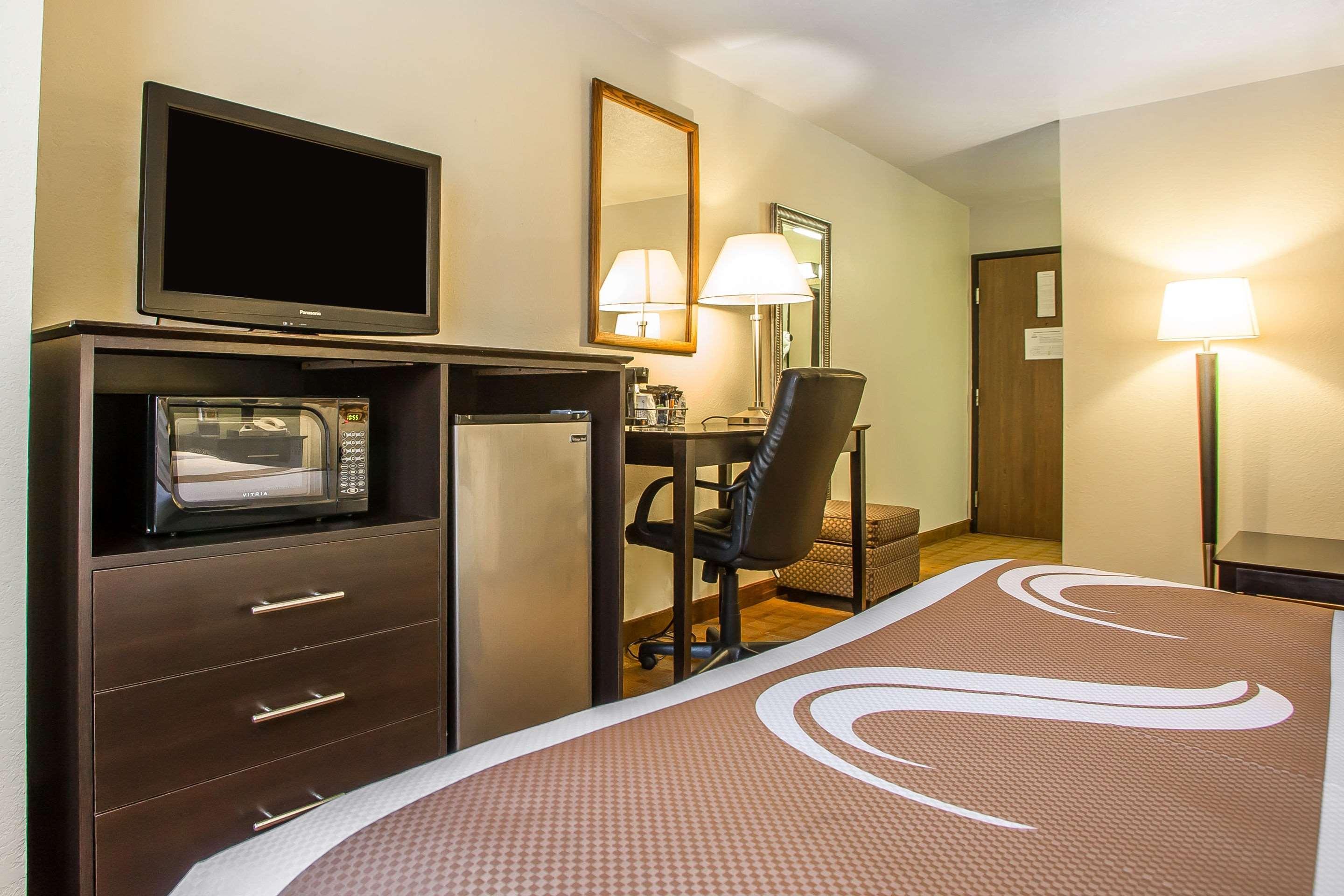 Quality Inn & Suites Marinette Luaran gambar