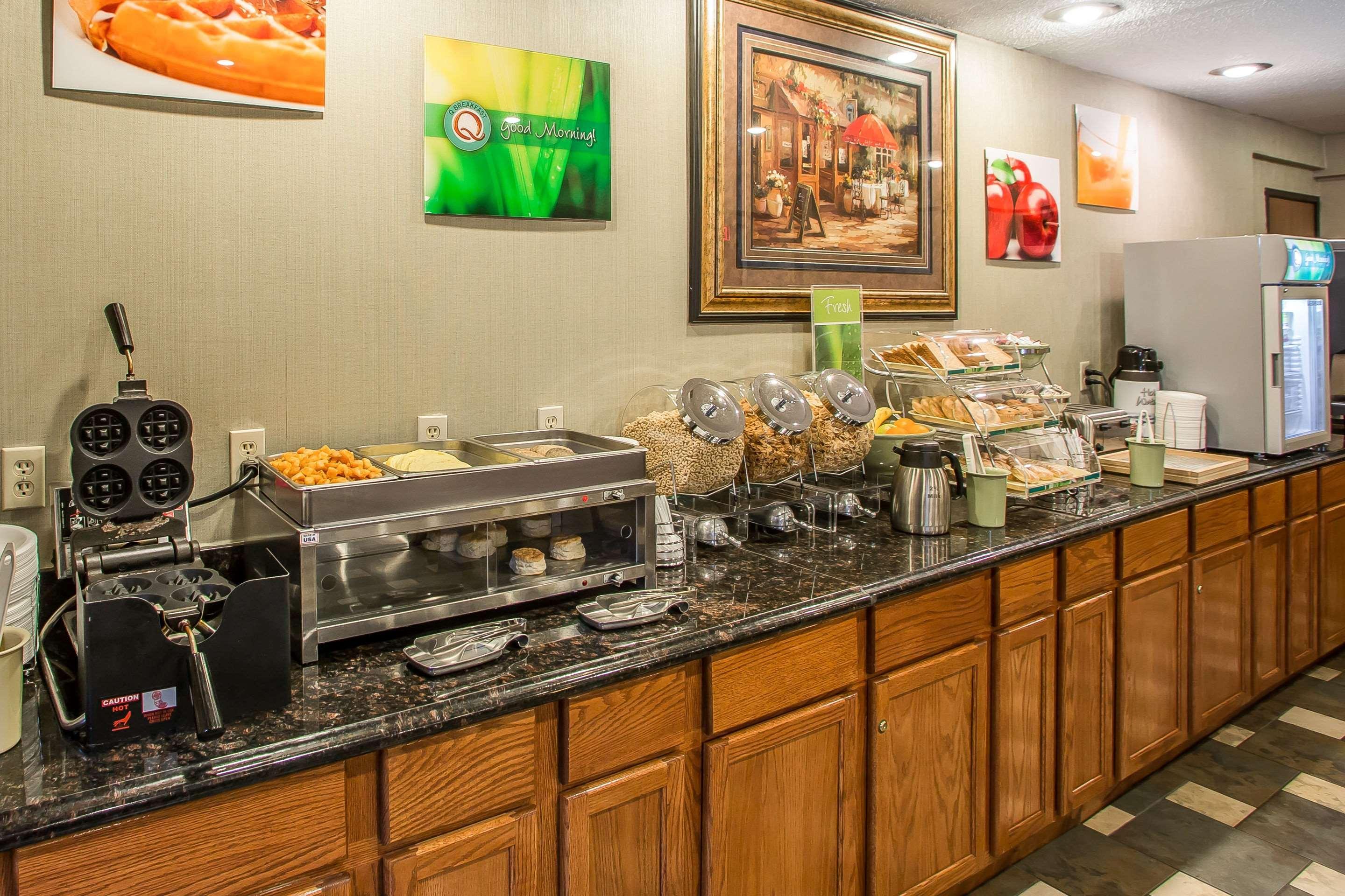 Quality Inn & Suites Marinette Luaran gambar