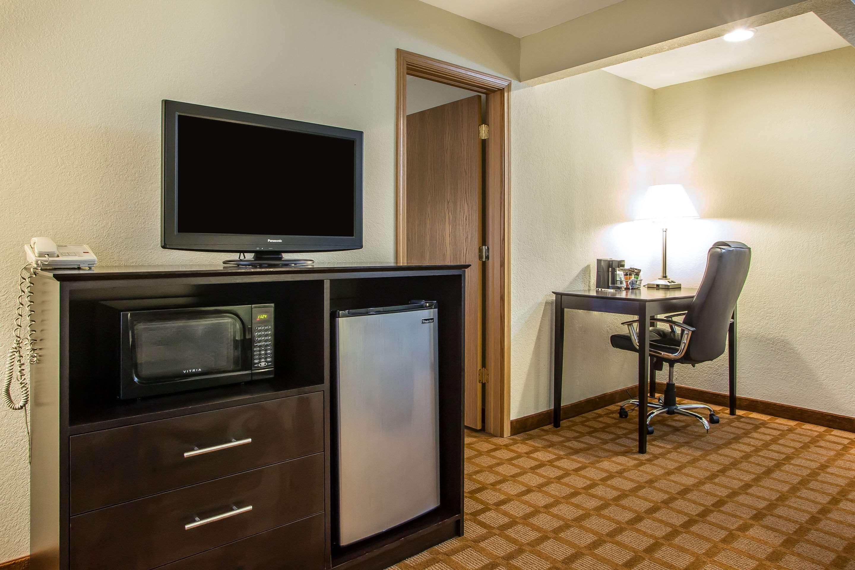 Quality Inn & Suites Marinette Luaran gambar