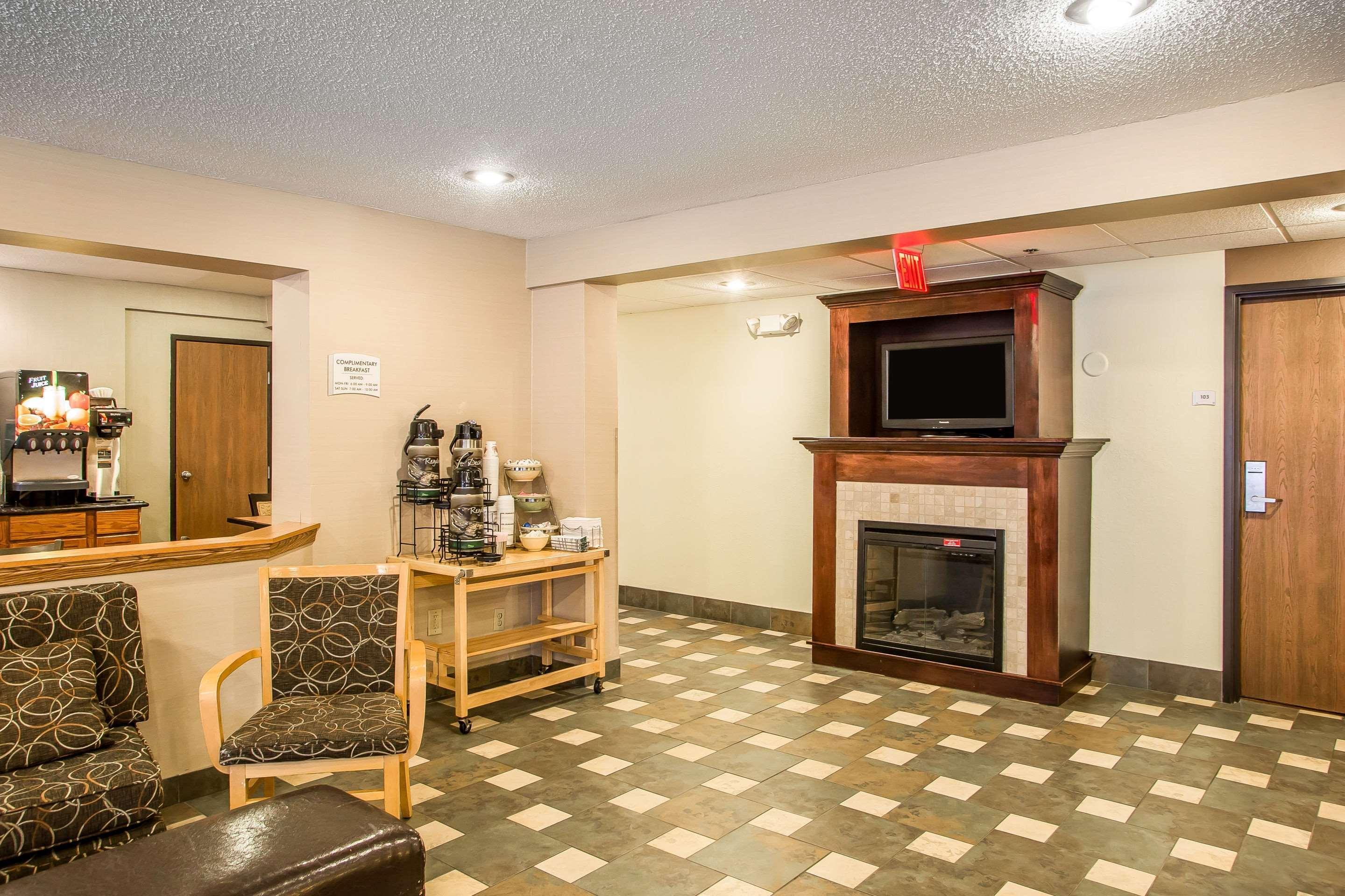 Quality Inn & Suites Marinette Luaran gambar