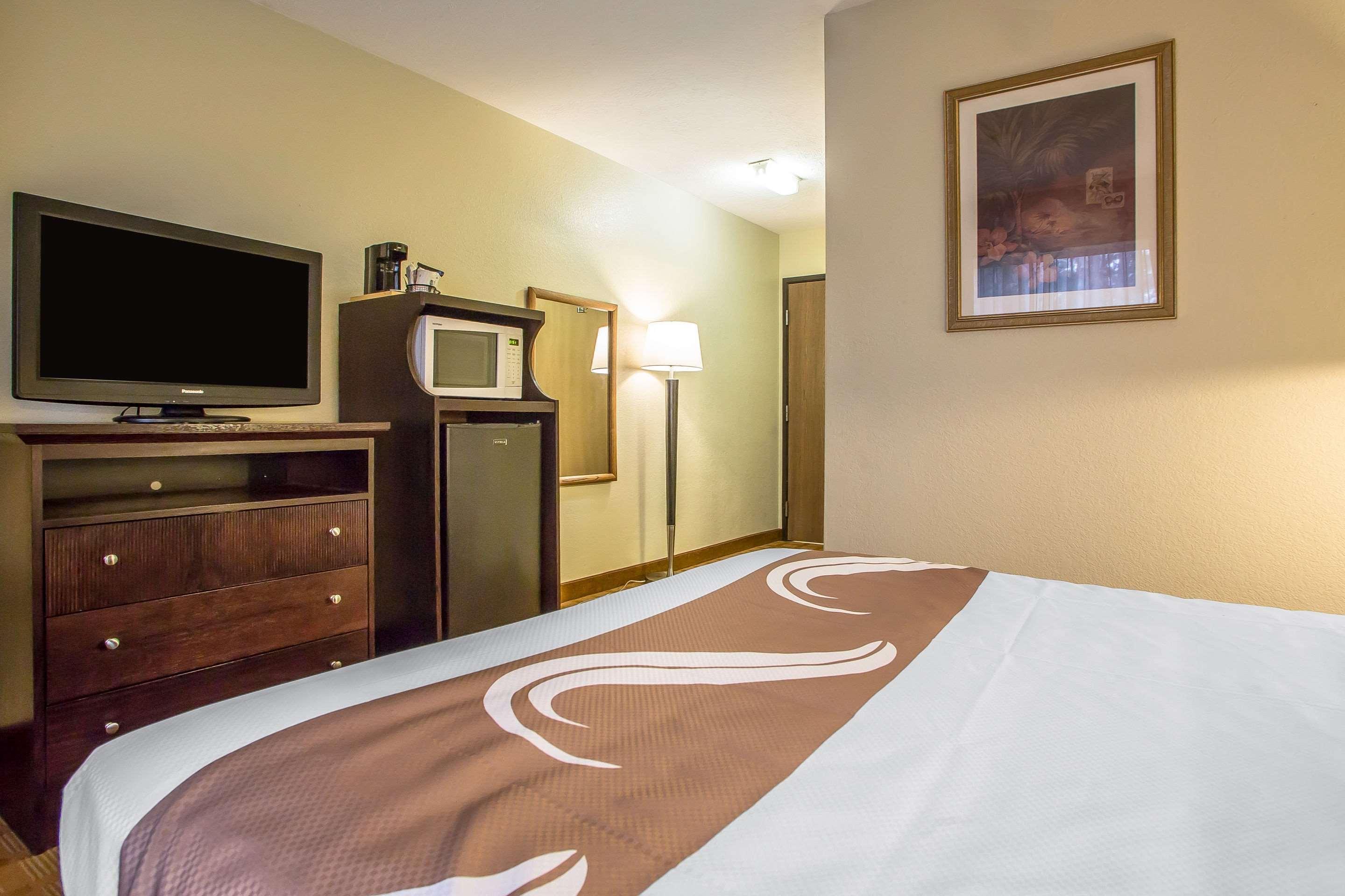 Quality Inn & Suites Marinette Luaran gambar
