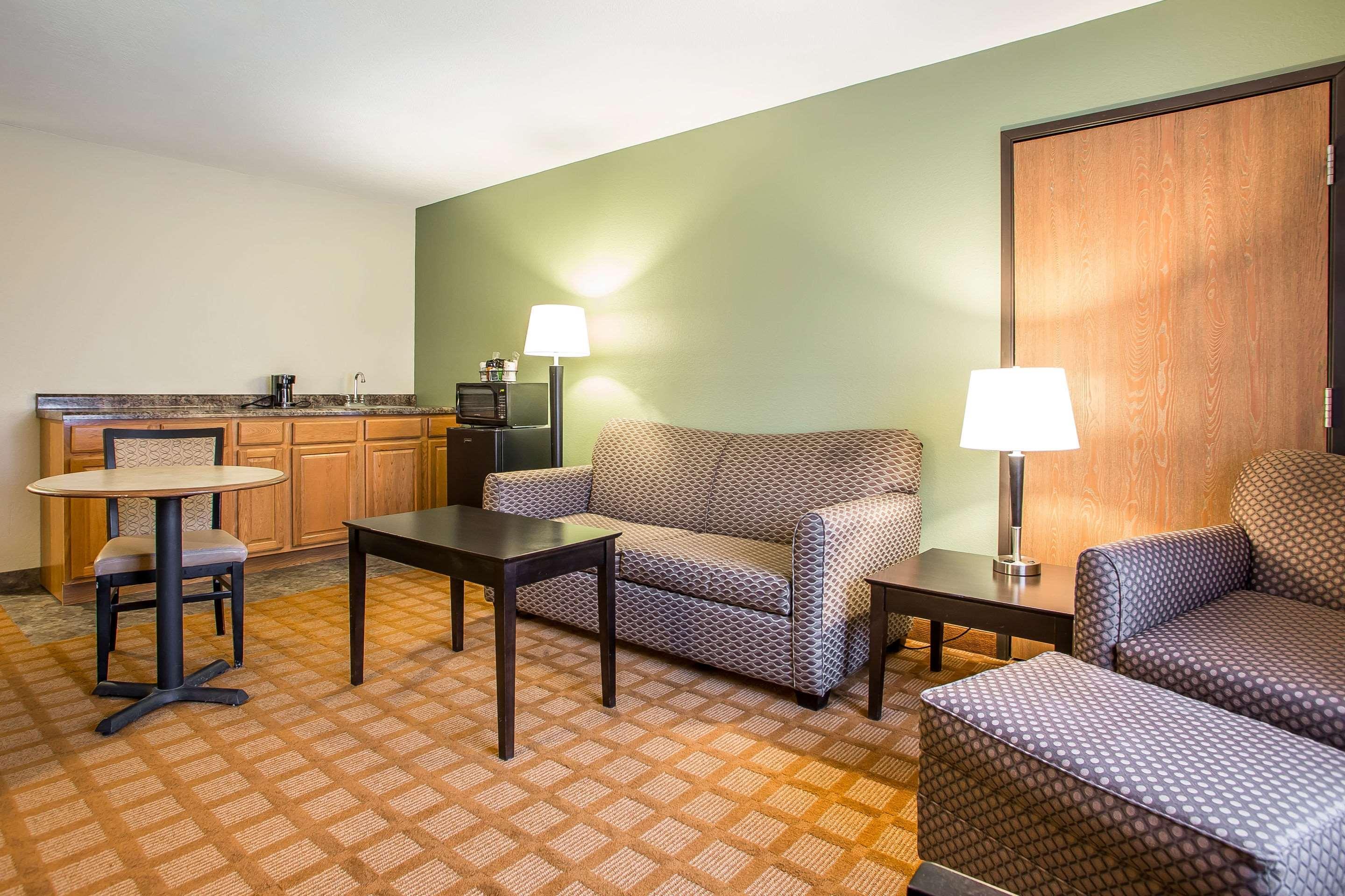 Quality Inn & Suites Marinette Luaran gambar